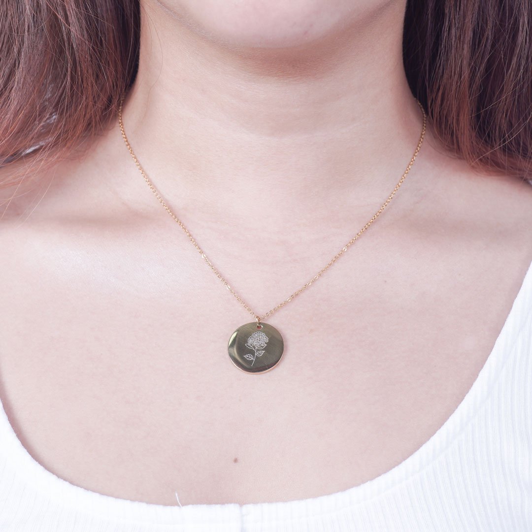 Fake gold name necklace hotsell